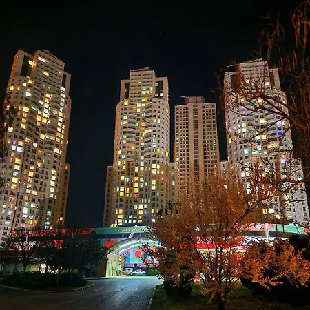 36Th Floor Sky City Apartment Free Parking Skopje Exterior photo