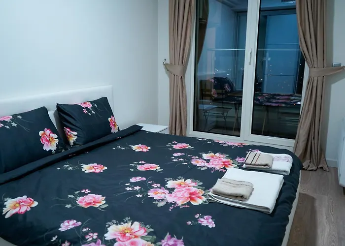 36Th Floor Sky City Apartment Free Parking